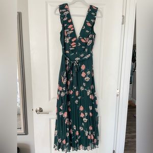 Lulus Loved By You Dark Green Floral Print Pleated Chiffon Maxi Dress